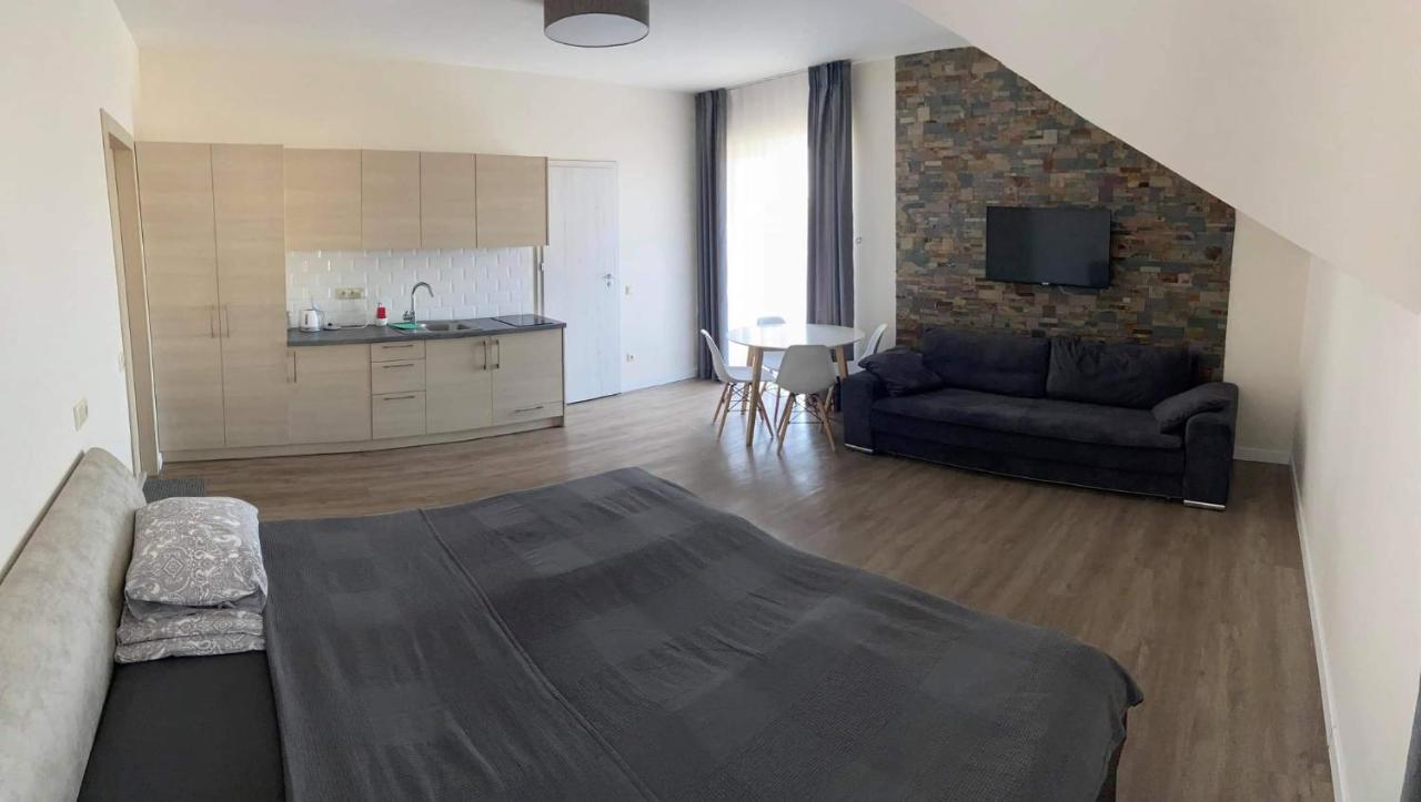 Apartamentai Klaipeda-Studijos Tipo Butukai Exterior photo